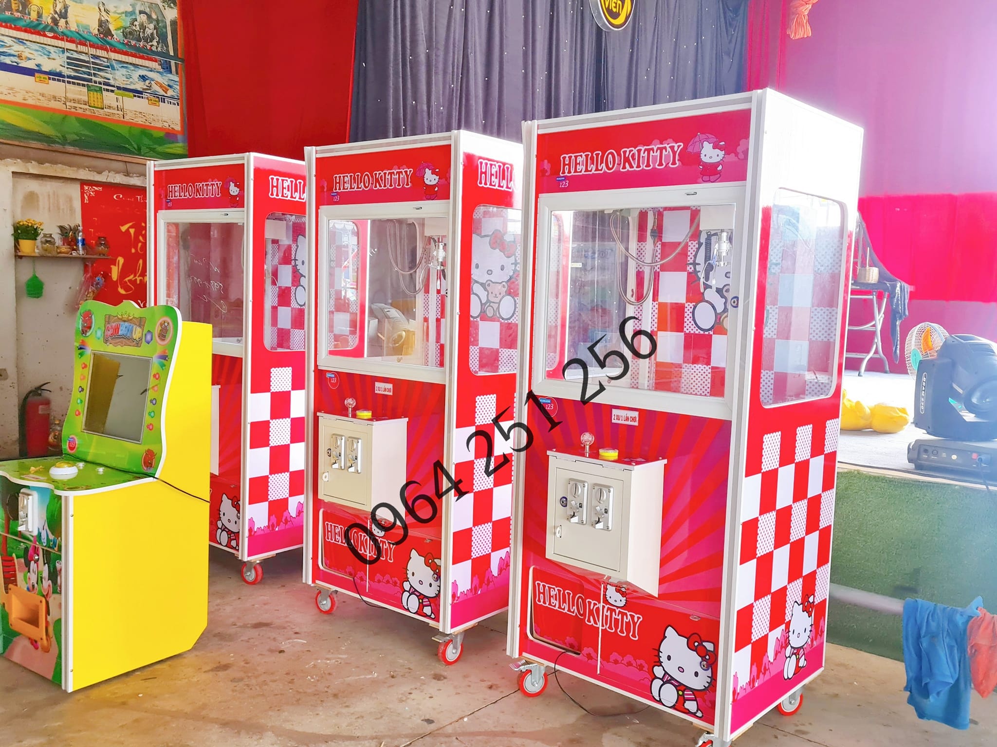 Máy game thùng siêu thị gắp thú dùng xu hoặc tiền polime