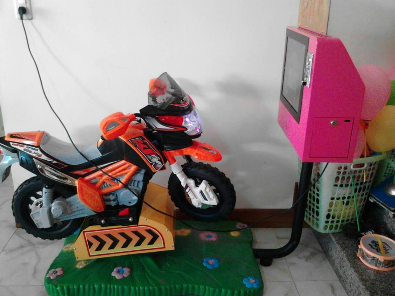 MÁY THÚ NHÚN XE MÁY 17INCH
