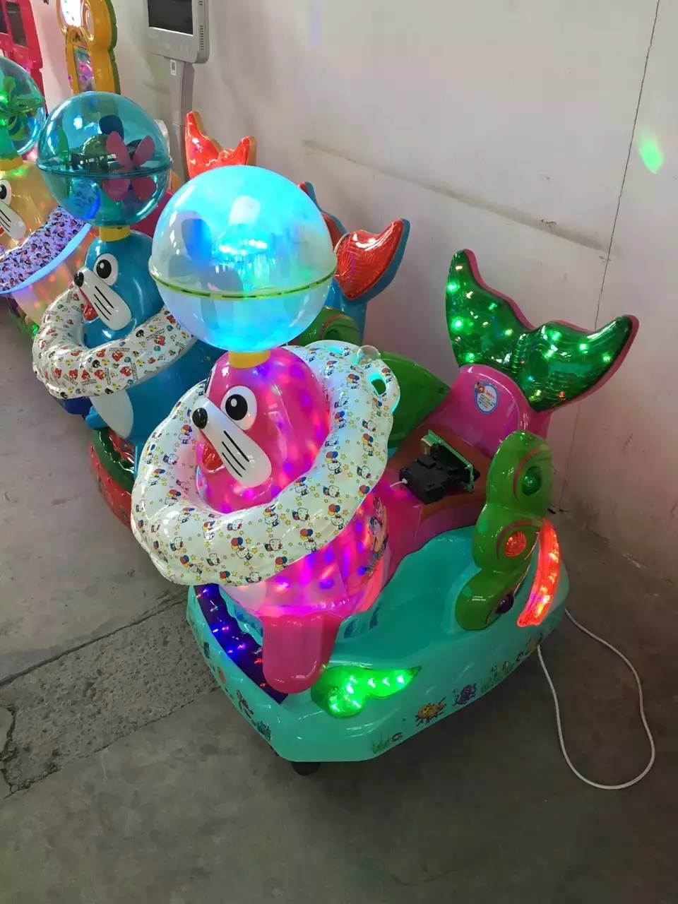 THÚ NHÚN ĐIỆN HẢI CẨU